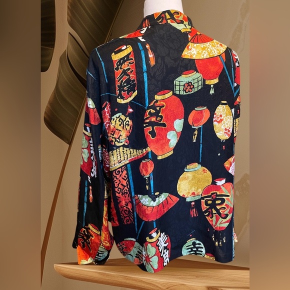 Chico’s Silk Taiwanese Lantern Festival Blouse - Picture 3 of 10